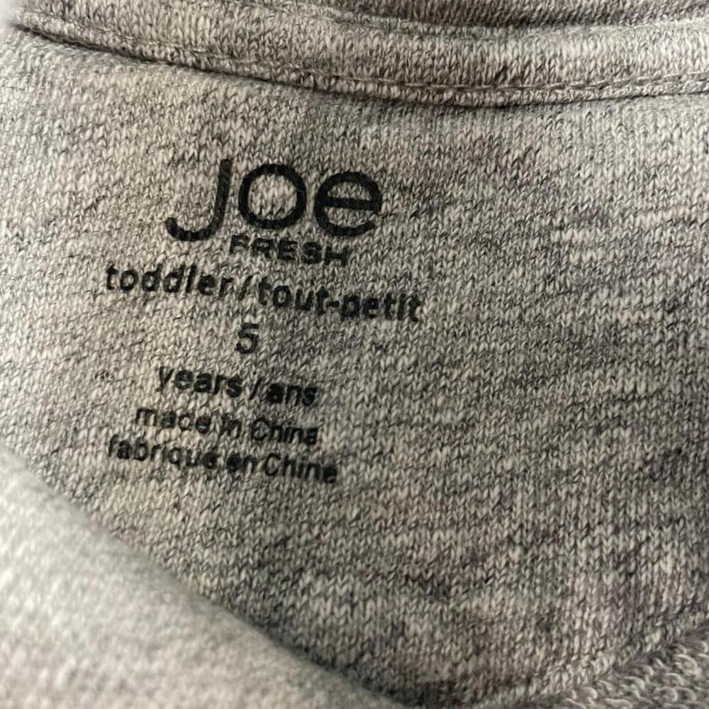Joe Fresh Sweatshirt Toddler Boys Size 5 Gray Knit Long Sleeve V Neck Pullover - Picture 2 of 7